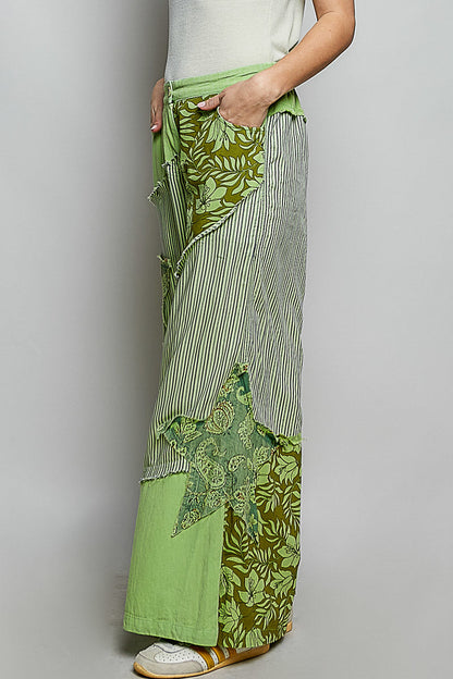POL Gestreifte Blumen Patchwork Damen Weite Beinhosen mit großem Stern-Patch