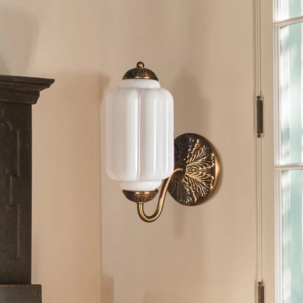 Applique murale élégante en verre opalin – Lampe murale pour un éclairage d'ambiance dans le salon, le couloir ou la chambre | Produit haut de gamme confort maison et bien-être Royaume-Uni