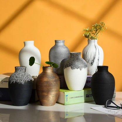 Minimalistische Keramikvase
