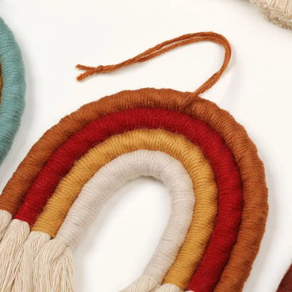 Makramee Regenbogen Wandbehang – Boho Kinderzimmer Dekor