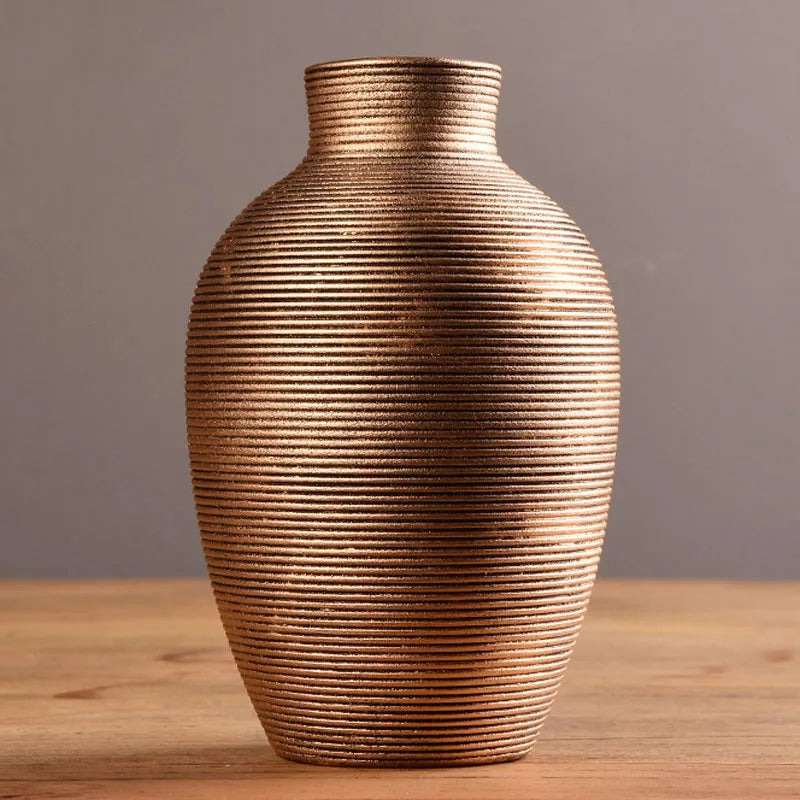 Minimalistische Keramikvase