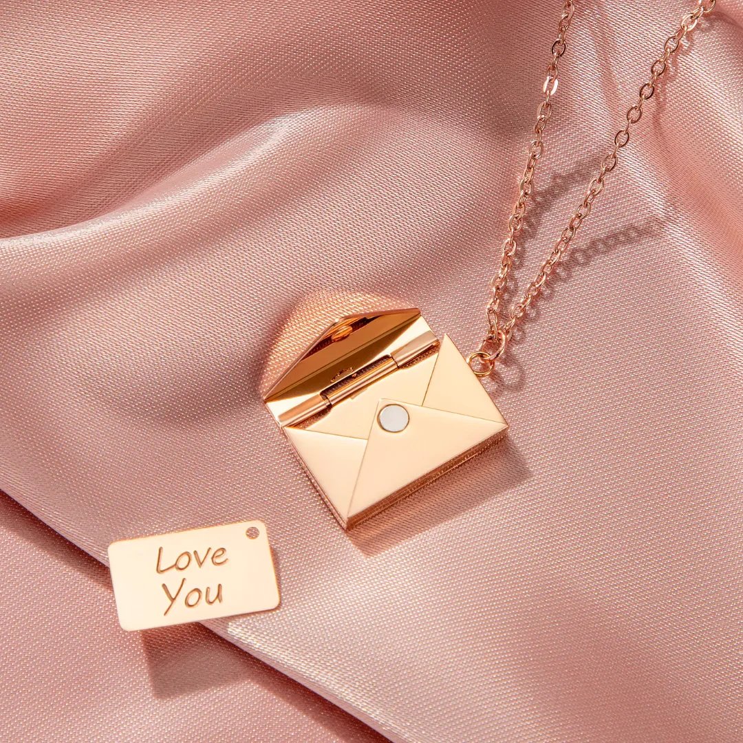 Necklace for Women | Friendship Necklace with Pendant | Gold, Silver & Rose Gold | LoveNecklace
