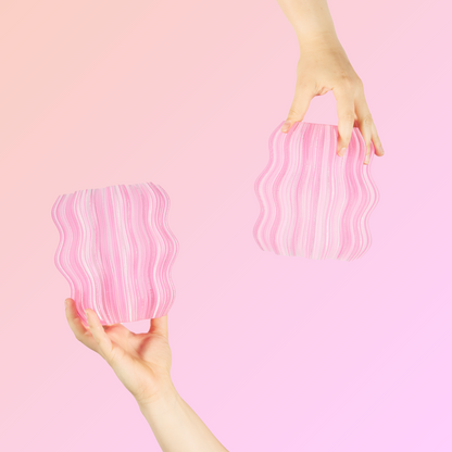 Lampe de table sans fil Mini Wavy – Lampe de chevet élégante, éclairage d'appoint sculptural pour petits espaces | Produit haut de gamme pour la maison et le bien-être (Royaume-Uni)