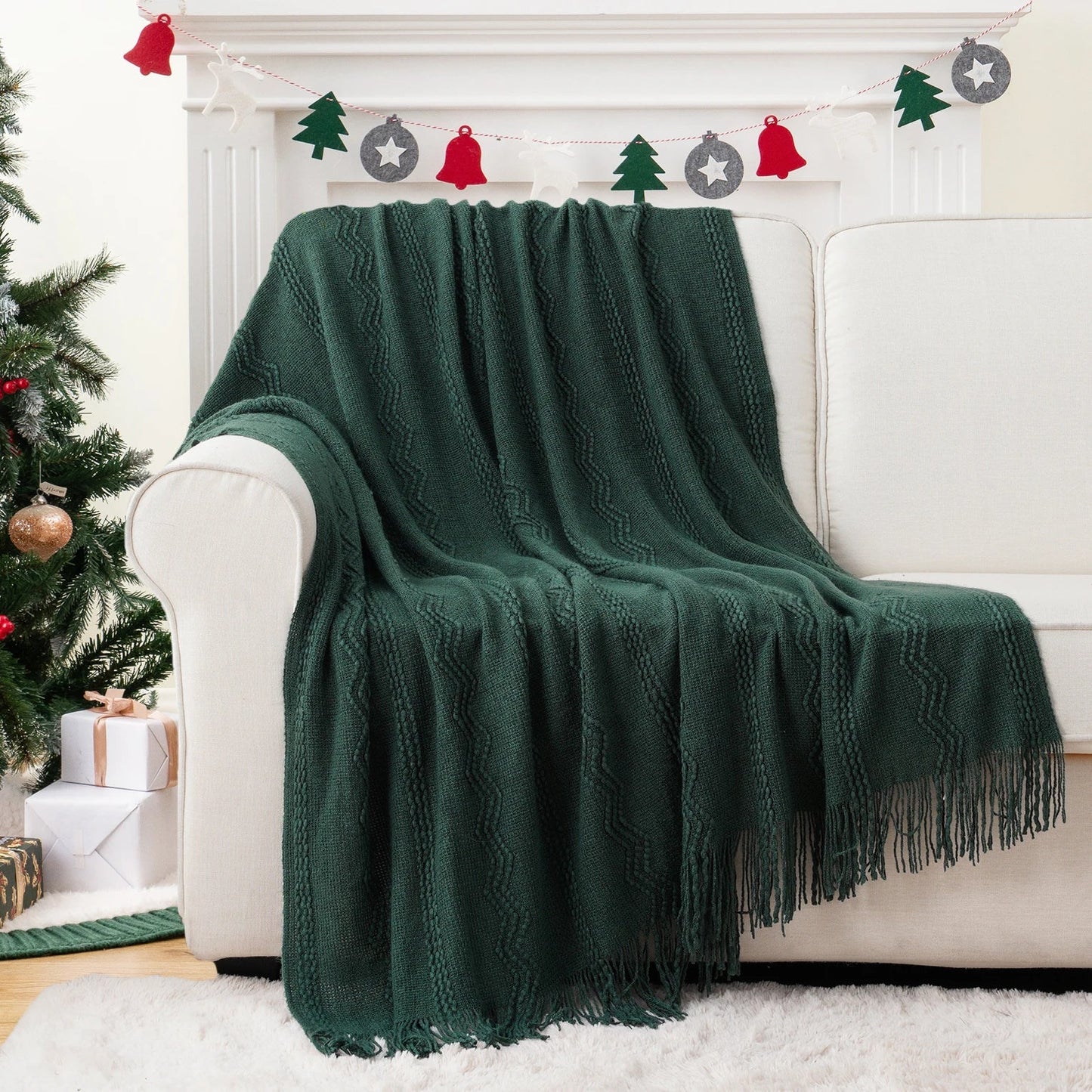 Boho Strickdecke – Weiche leichte Acryl-Decke mit Fransen