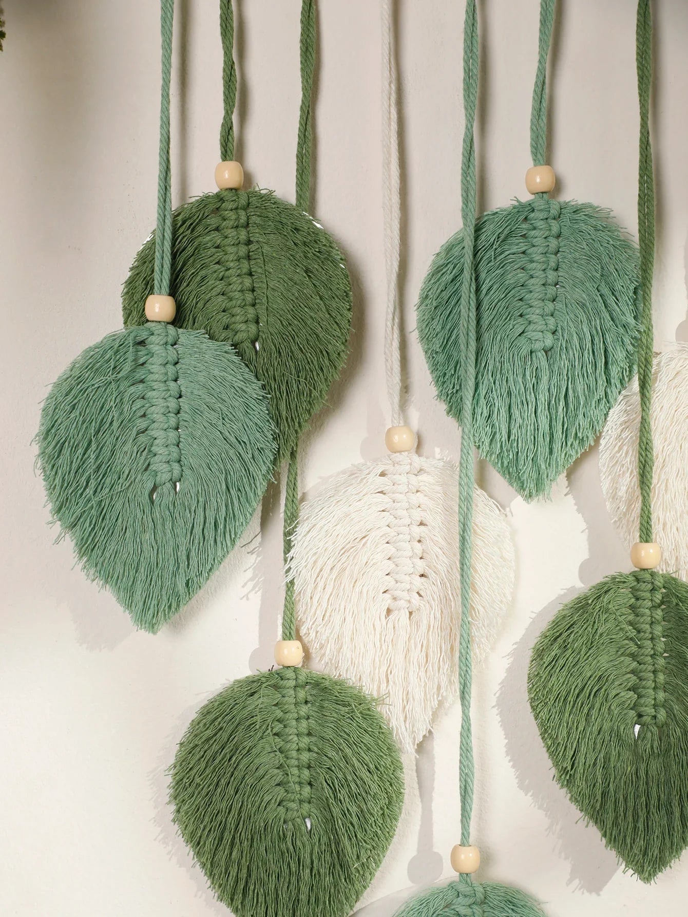 Blatt Makramee Wandteppich – Boho Baumwoll Wandbehang in Grün oder Braun