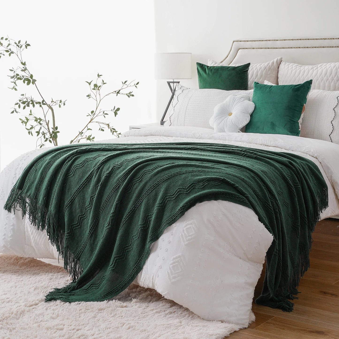 Boho Strickdecke – Weiche leichte Acryl-Decke mit Fransen
