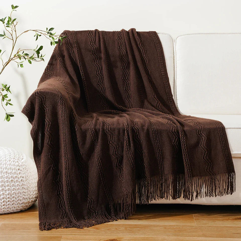 Boho Strickdecke – Weiche leichte Acryl-Decke mit Fransen