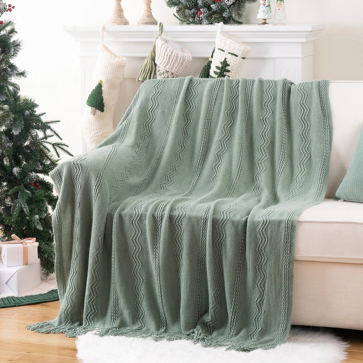 Boho Strickdecke – Weiche leichte Acryl-Decke mit Fransen
