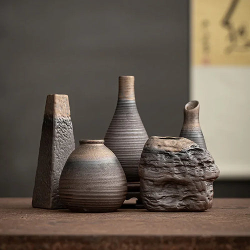 Kreative Handgefertigte Antik Aussehende Keramikvase Moderne Minimalistische Boho Wohnkultur Keramische Dekorative Töpferei