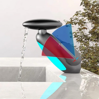 Kitchen and Bathroom Faucet | Pull-Out Kitchen Tap | HydraLux