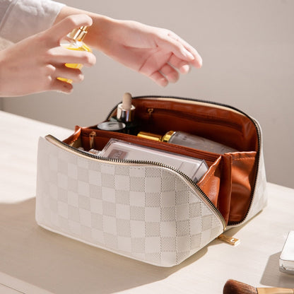 Toiletry Bag for Men & Women | Luxury Design Toiletry Case | Wash Bag | Washiq
