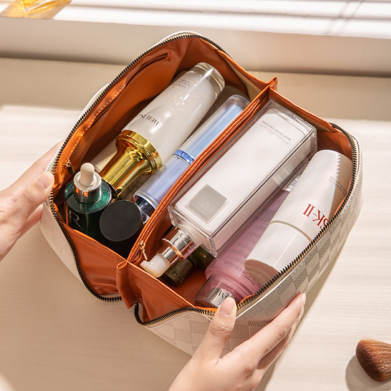 Cosmetic Bag | Makeup Organizer | Luxury Makeup Bag | KosmetiQ