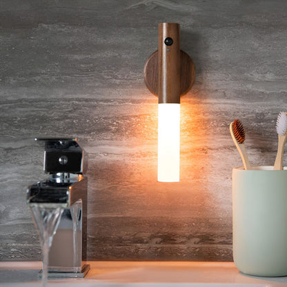 Wall Light for Indoor Use with Motion Sensor & Battery | Wireless Lamp | NordLicht