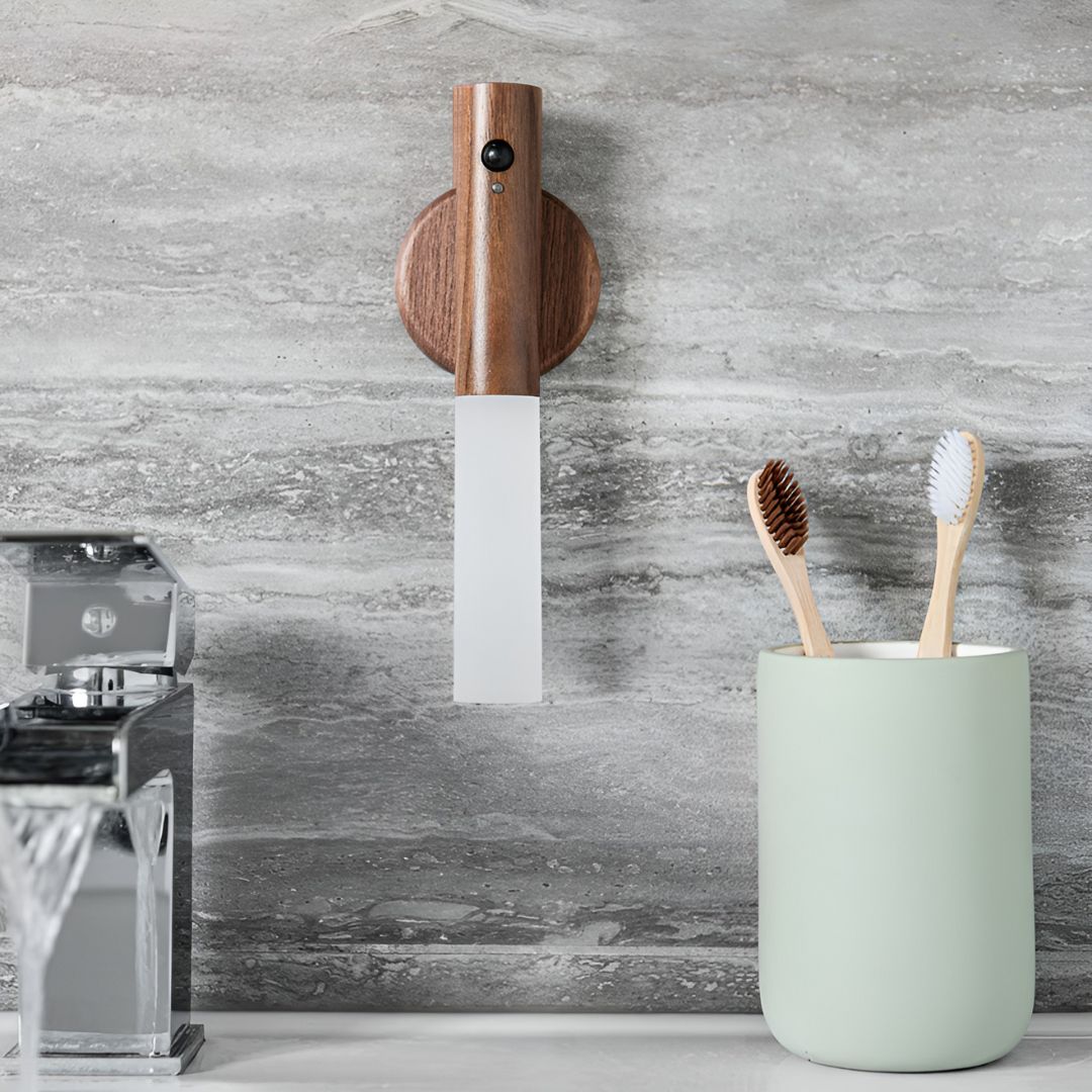 Wall Light for Indoor Use with Motion Sensor & Battery | Wireless Lamp | NordLicht
